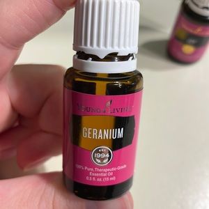 Young Living Essential Oil - Geranium